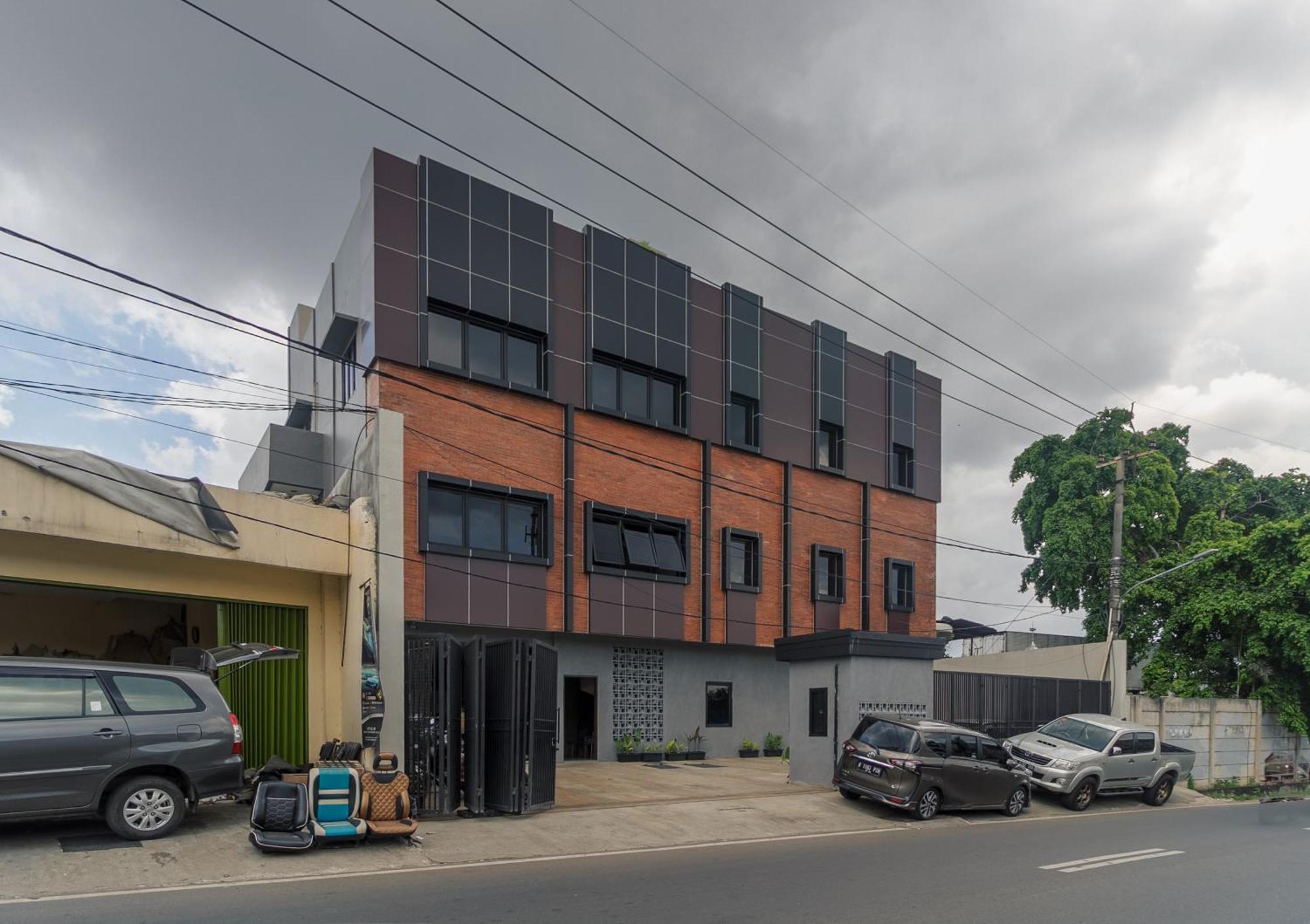 Reddoorz Near Puri Indah Mall Cakarta Dış mekan fotoğraf